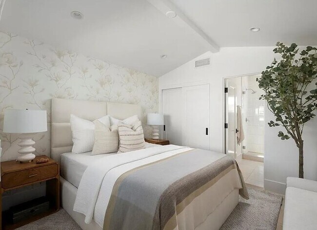 Building Photo - Coastal Luxury Retreat in the Heart of Corona del Mar Village-Available for Monthly Executive and...