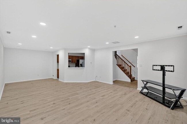 Building Photo - 1404 Wharton Rd