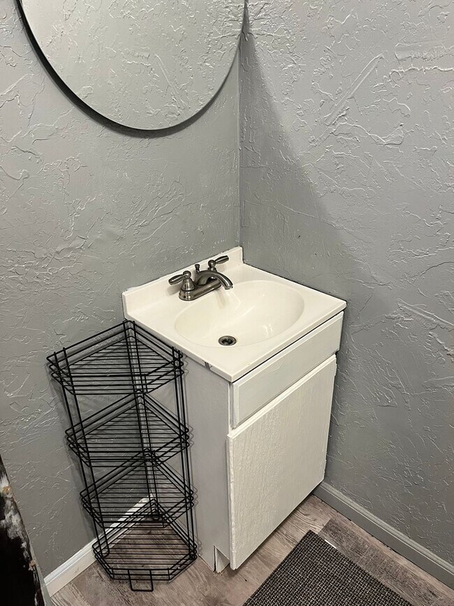 Building Photo - 5316 Fulton Dr