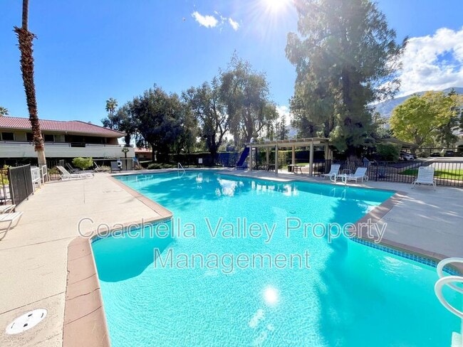 Building Photo - 2860 N Los Felices Rd