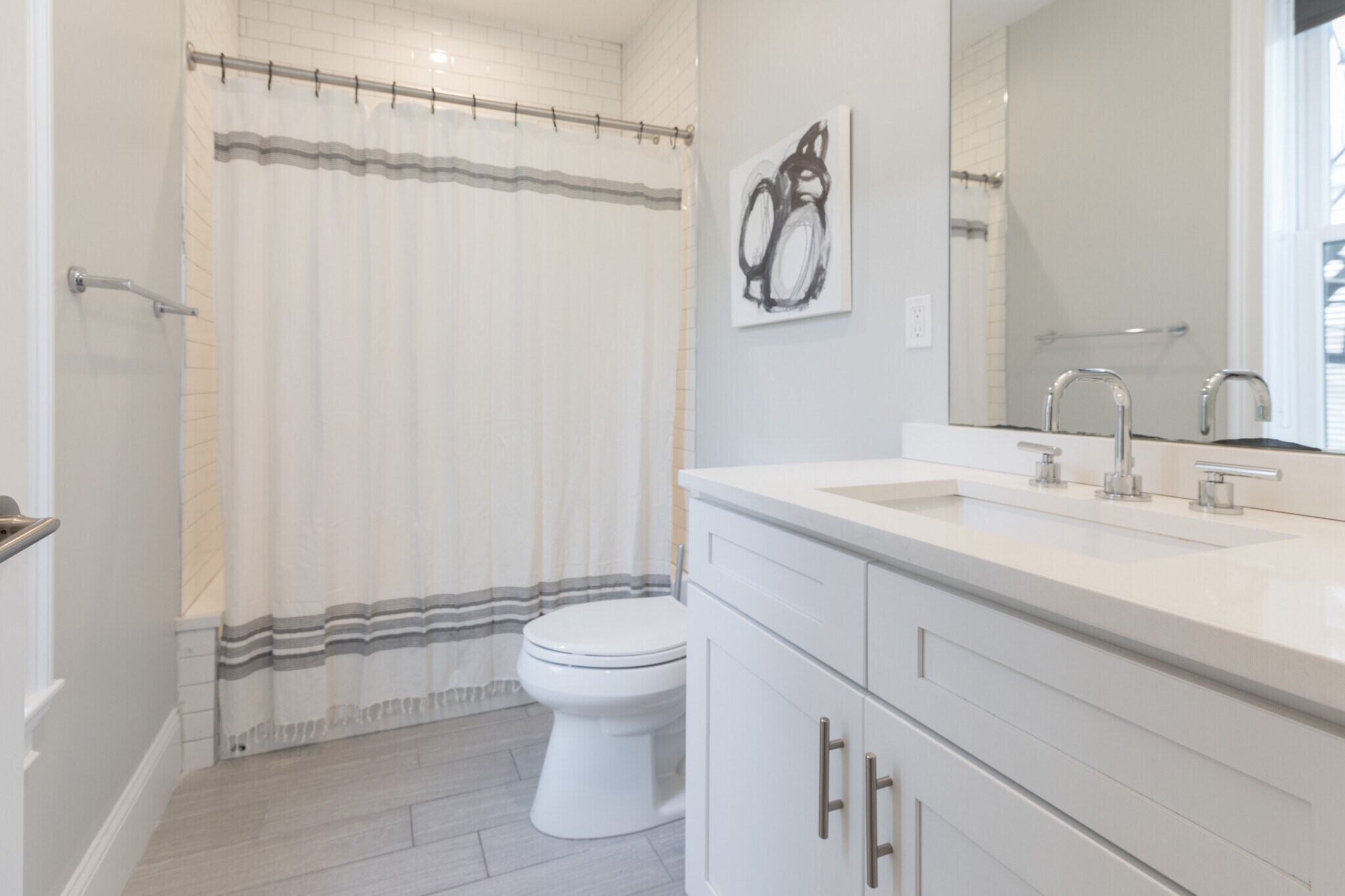 Building Photo - 121 Centre St