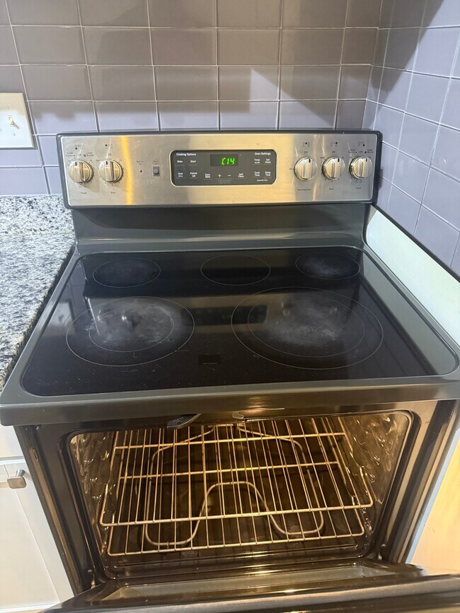 Building Photo - 4312 4th St NW