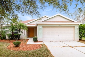 Building Photo - 11921 Autumn Creek Dr