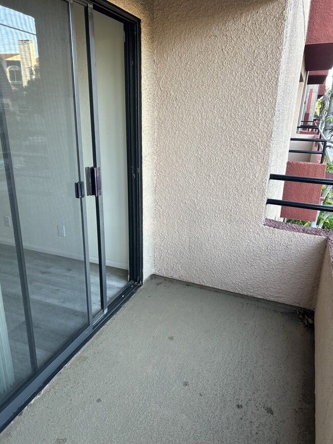 Of a similar unit - Ben Apartments