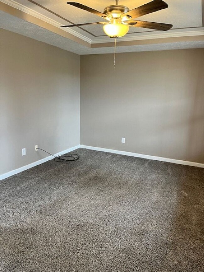 Building Photo - 156 Madison Rae Blvd