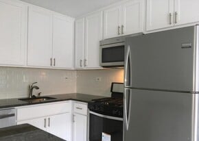 Building Photo - 401 N Armistead St