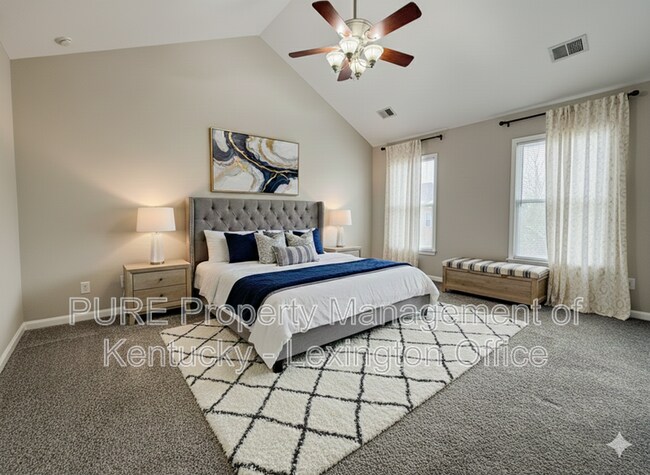 Building Photo - 552 Forest Hill Dr