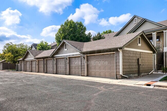 Building Photo - 4385 S Balsam St