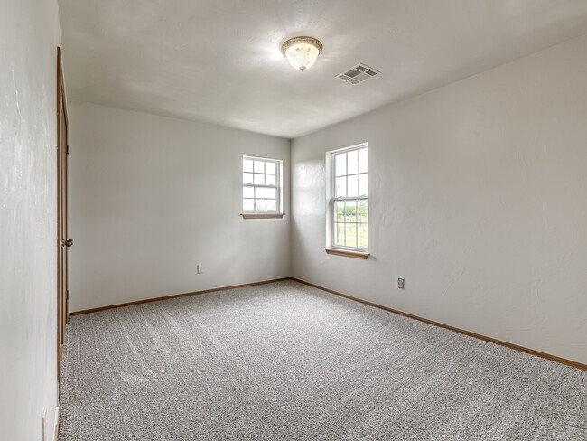 Building Photo - 11308 Meadow Ridge Ln