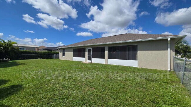 Building Photo - 342 NE 17th St