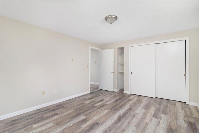 Building Photo - 239 Eustis Ave