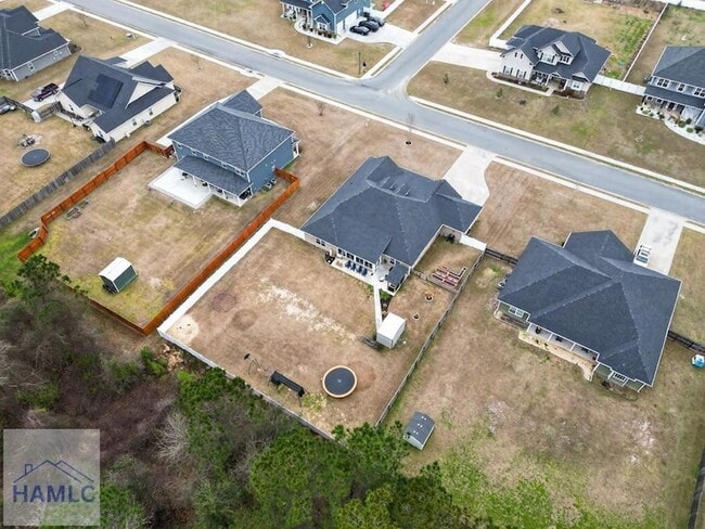 Building Photo - 99 Blueberry Ct NE