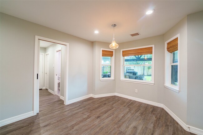 Building Photo - 13018 Wincrest Ct