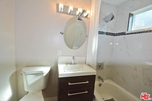 Building Photo - 9616 Gerald Ave