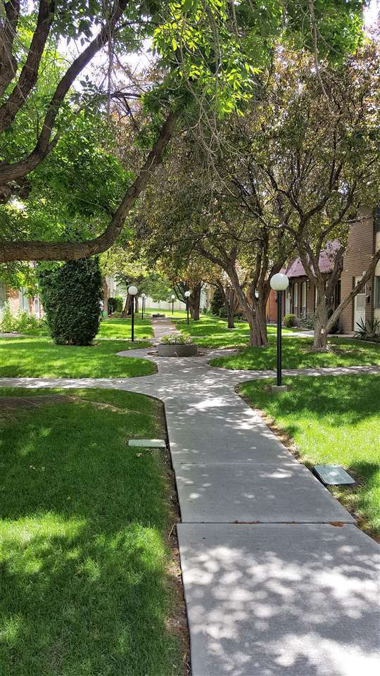 Building Photo - 922 McKinley Ave