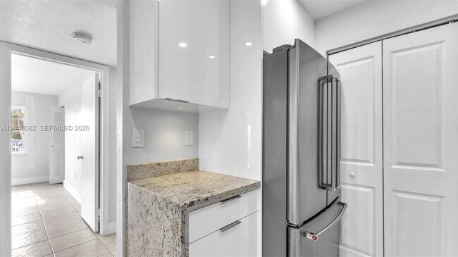 Building Photo - 10755 SW 108th Ave