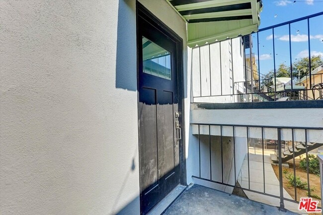 Building Photo - 5726 Woodman Ave