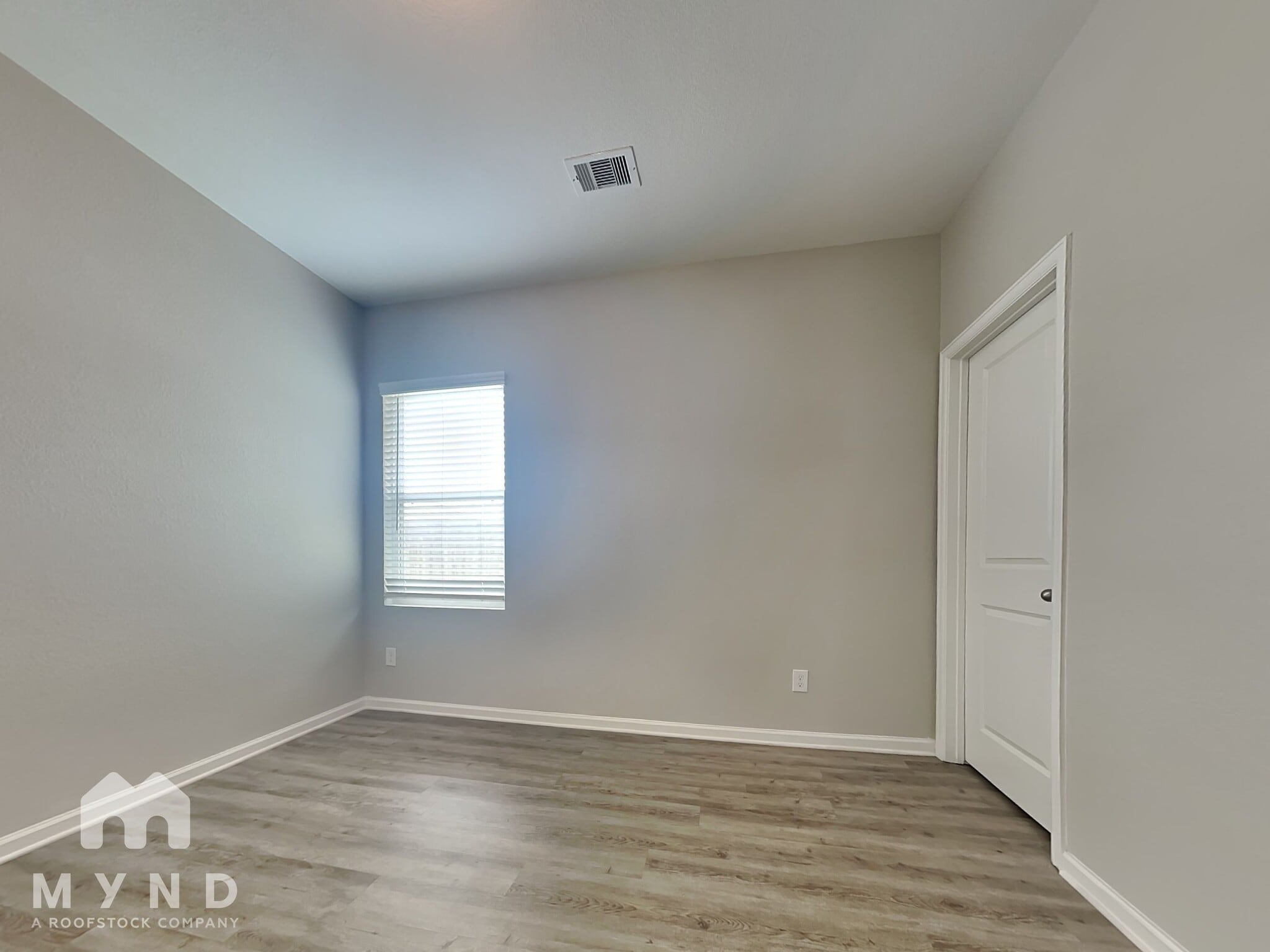 Building Photo - 1033 Water Oak Ln