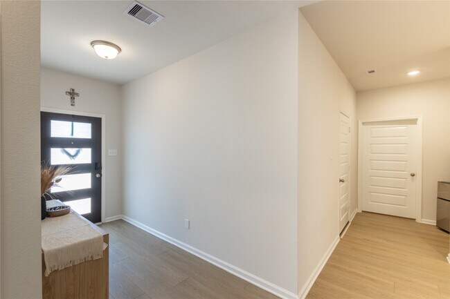 Building Photo - 32422 Clouser Crawdad Ct