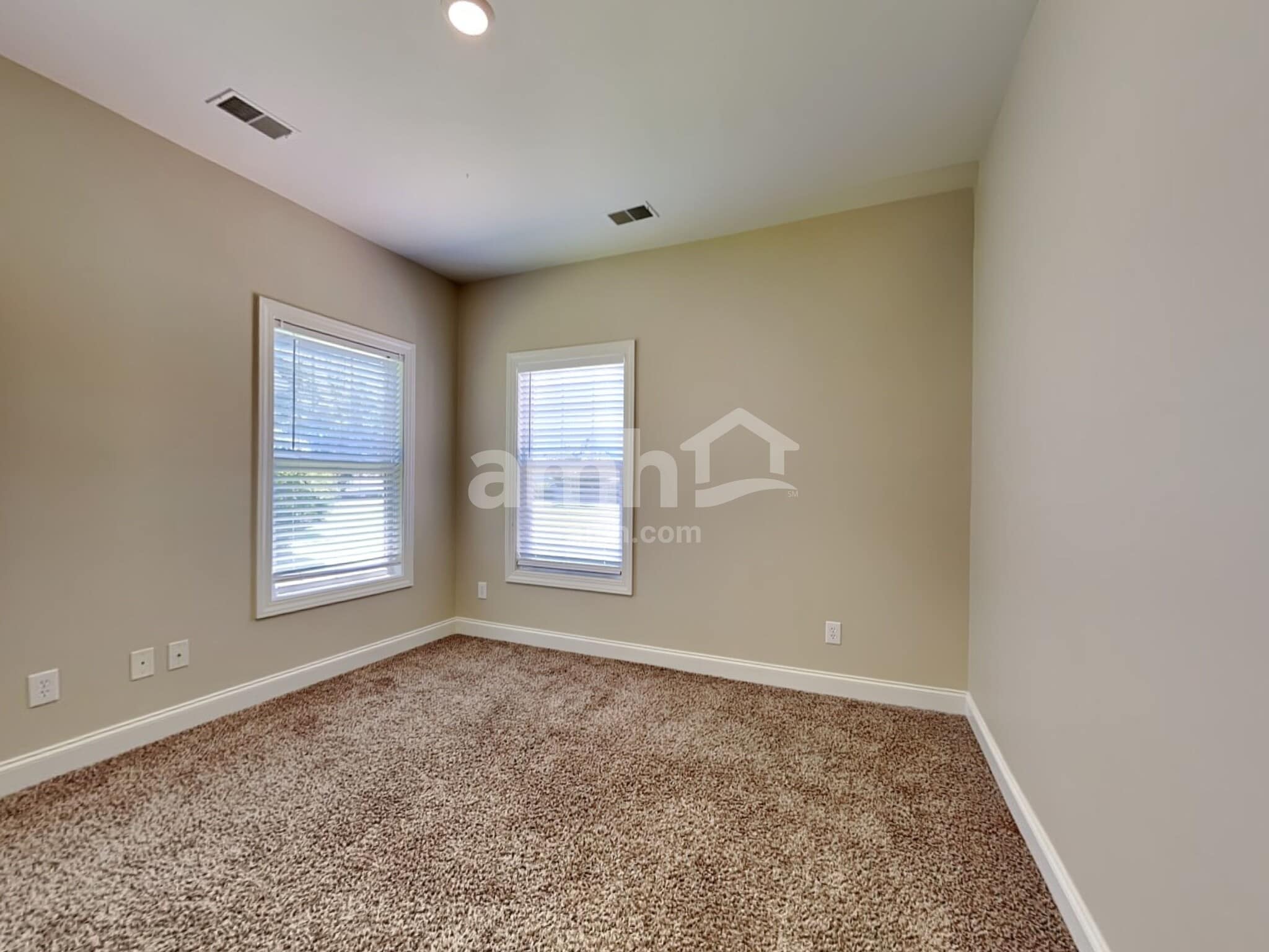 Building Photo - 8503 Sentry Cir