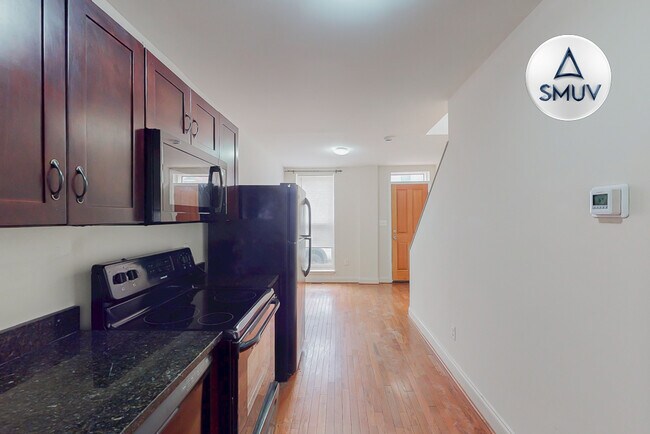 Building Photo - 437 Pitman Pl