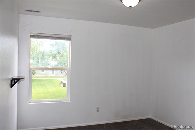 Building Photo - 367 Kitfield View
