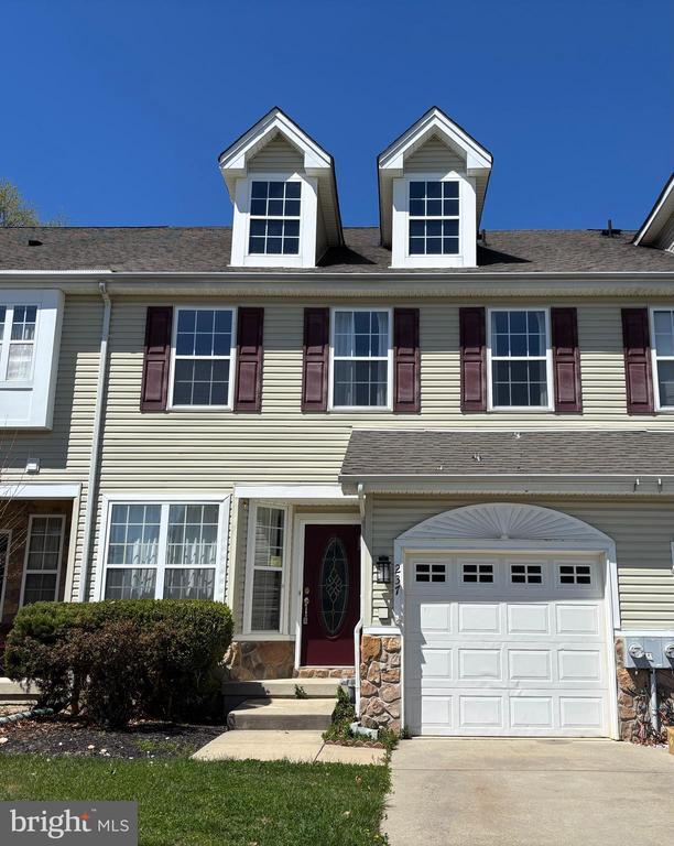 Building Photo - 237 Westbrook Dr