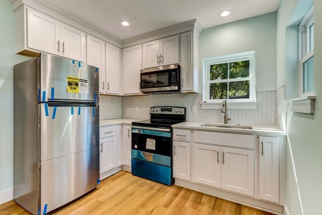 Building Photo - Amelia Island Cottage