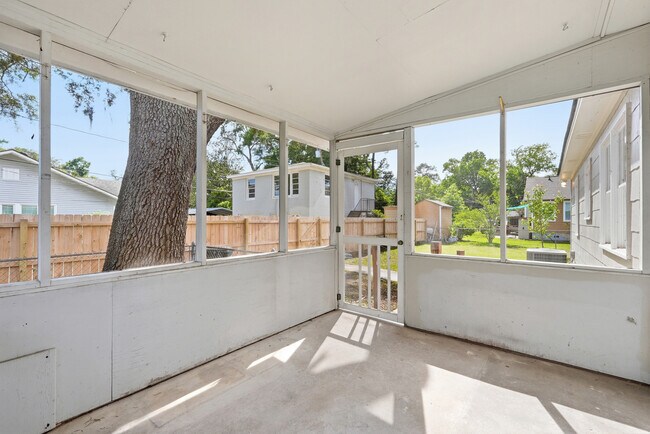 Building Photo - 2229 Tennessee Ave