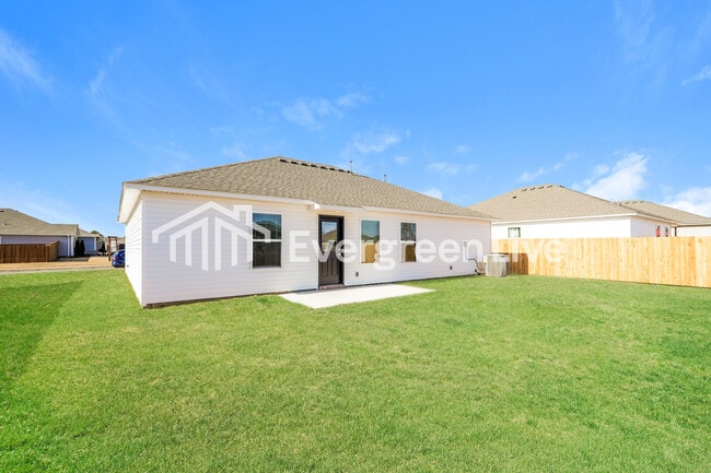 Building Photo - 23035 S King Rdg Dr