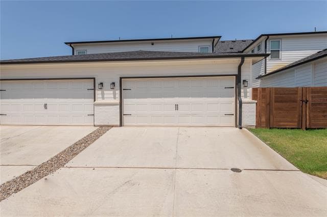 Building Photo - 9612 Sullivan Ln