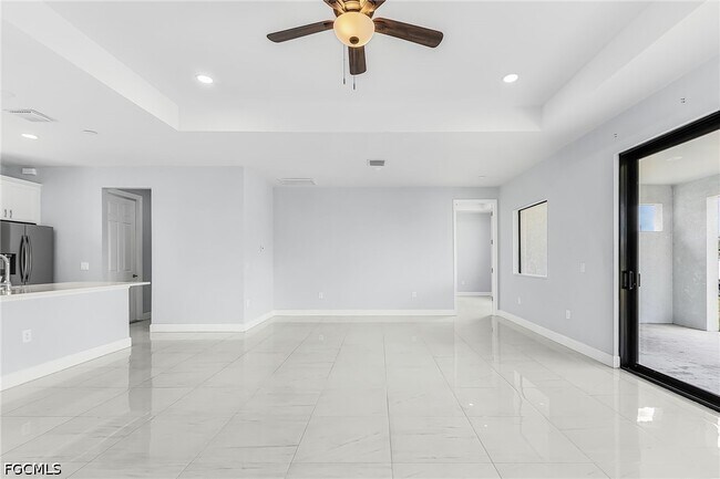 Building Photo - 2427 Tropicana Parkway W