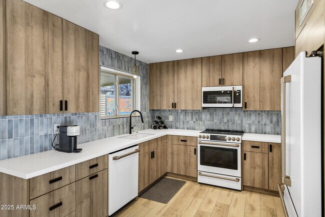 Building Photo - 2306 N 55th St