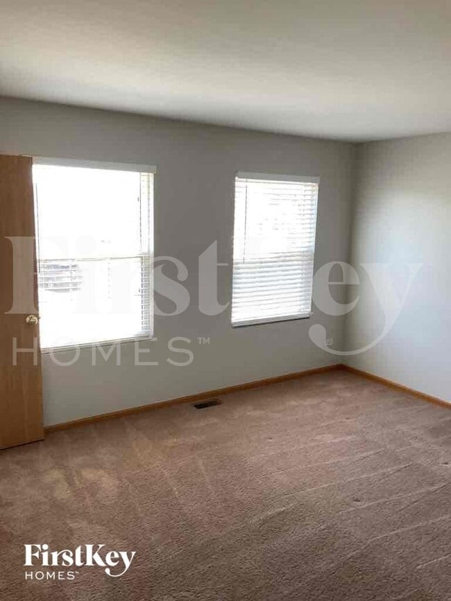 Building Photo - 2316 Alden Dr