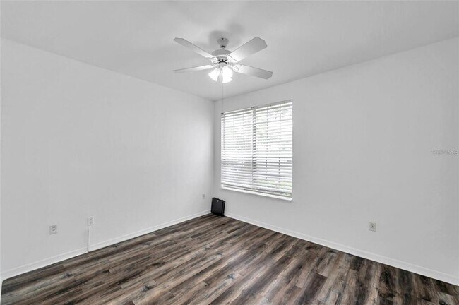 Building Photo - 9602 Lake Chase Island Way