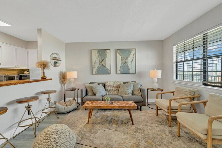 Building Photo - 312 Bream Ave