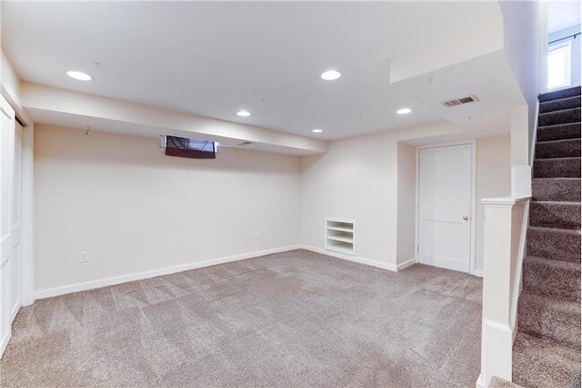 Building Photo - 2308 Mary Baldwin Dr