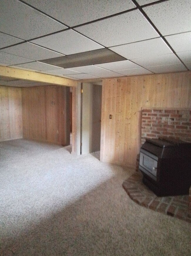 Building Photo - Single family home w / elbow room in Bozeman