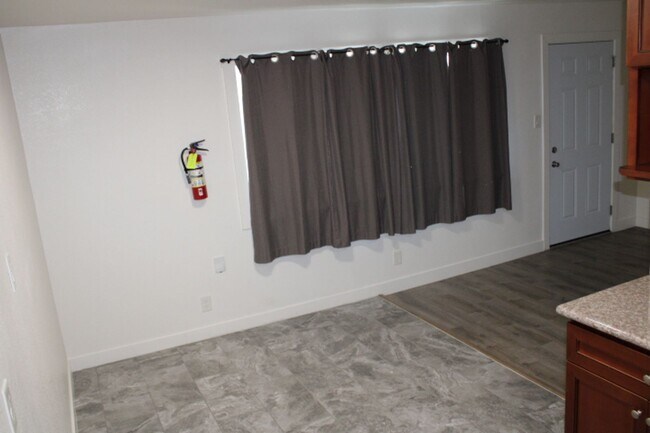 Building Photo - 3800 Waller Ave