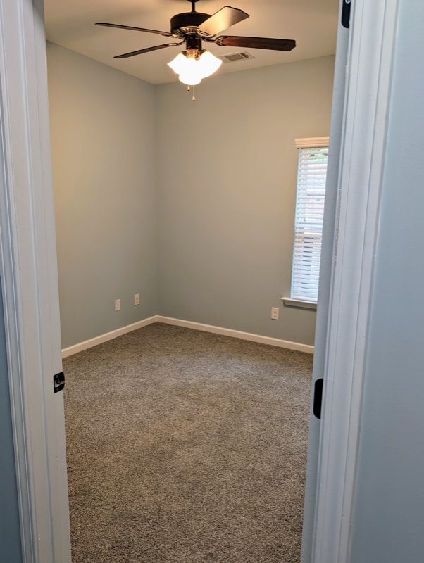 Building Photo - 218 Port Royal Dr