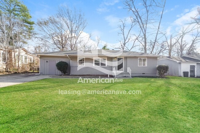 Building Photo - 1836 Shamrock Dr