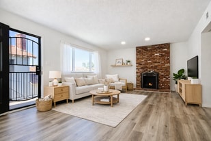 Building Photo - 7721 Fir Dr