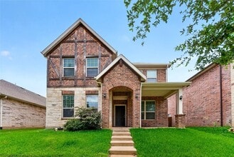 Building Photo - 3800 Camino Real Trail