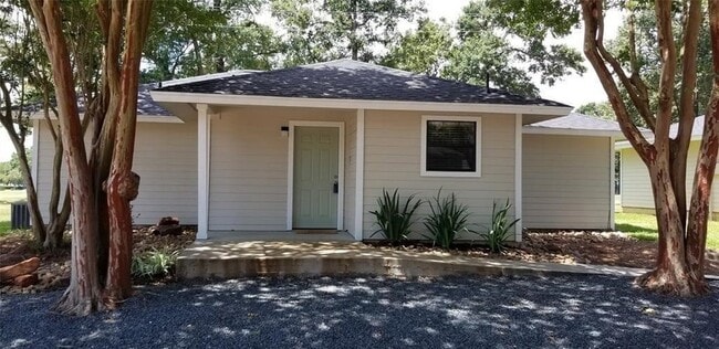 Primary Photo - 3488 Balboa Cir