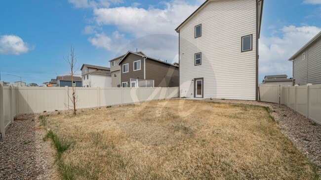 Building Photo - Expansive 3-Story New Build In Fountain