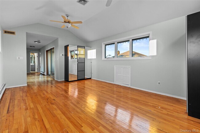 Building Photo - 115 Maryland Ave