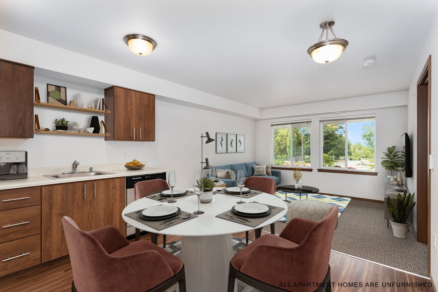Primary Photo - Reserve at SeaTac 55+ Active Senior Living