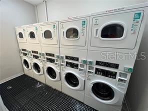 Building Photo - 3802 Bay Club Cir