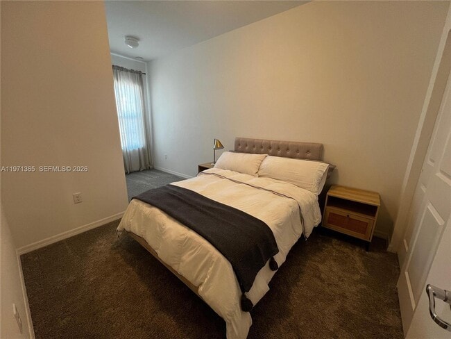 Building Photo - 6140 Planta LN