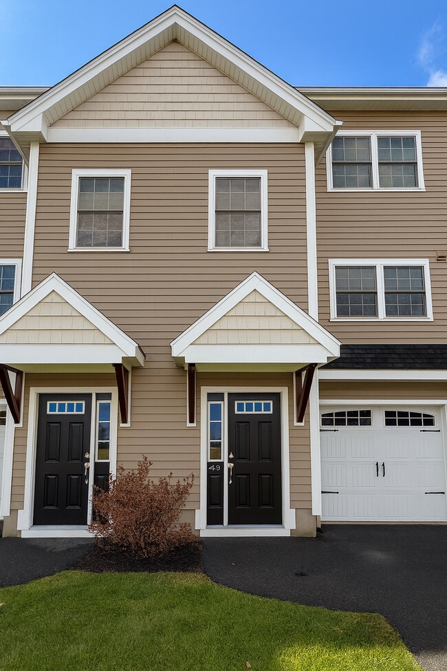 Building Photo - Beautiful Condo in Lynn– $3,000/mo